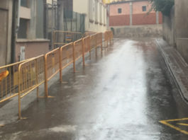 Troballa de restes òssies de l’antic cementiri de Prats al costat de l’Església Parroquial