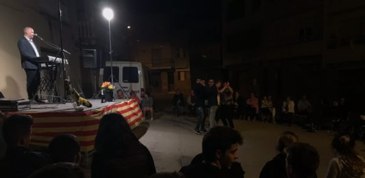 Prats viu unes participades Festes dels Barris malgrat el temps