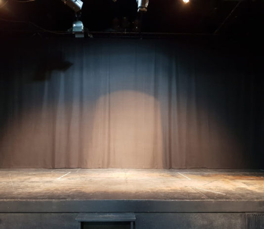 S’han renovat les cortines de la Sala Polivalent de Prats