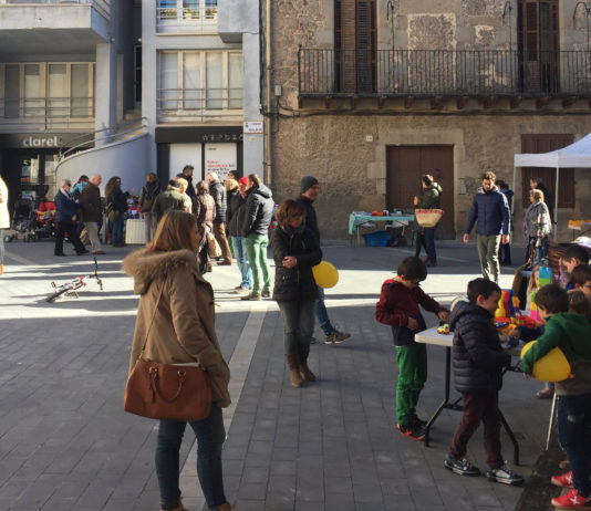 Nova edició del Mercat de segona mà de Prats de Lluçanès