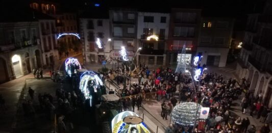 La Cavalcada Reial porta la il·lusió als carrers de Prats