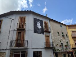 L’exposició ‘Els Elois de Prats’ torna a lluir a diverses façanes de Prats de Lluçanès