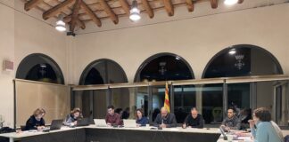 Prats de Lluçanès aprova el pressupost de 2023 amb una inversió de 950.000 euros per substituir tot l’enllumenat públic del poble