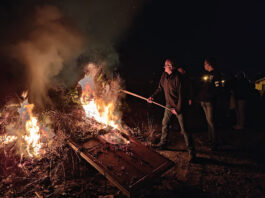 Prats de Lluçanès torna a encendre els Focs de Sant Isidre