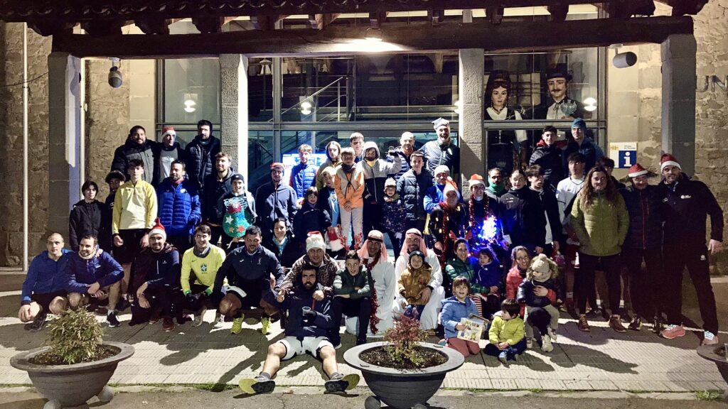 La cursa de Sant Silvestre acomiada el 2025 amb gairebé un centenar de participants