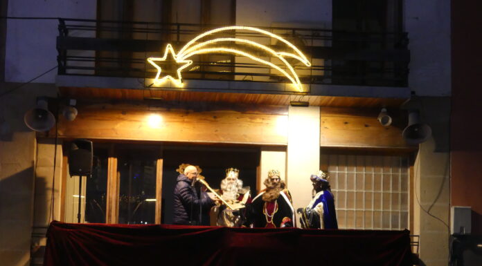 La màgia dels Reis d’Orient omple d’alegria i il·lusió els carrers i les llars de Prats de Lluçanès