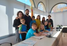 El Consell d’Infants rep la visita del regidor d’Esports en una nova sessió de treball